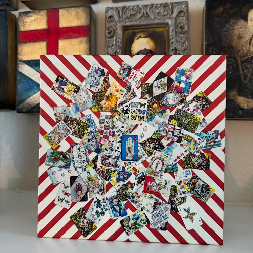 Christian Lacroix –‎ Maison de Jeu 250-Piece Two-Sided Puzzle
